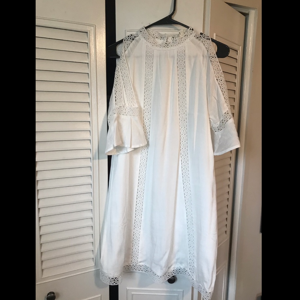 White cold shoulder shift dress